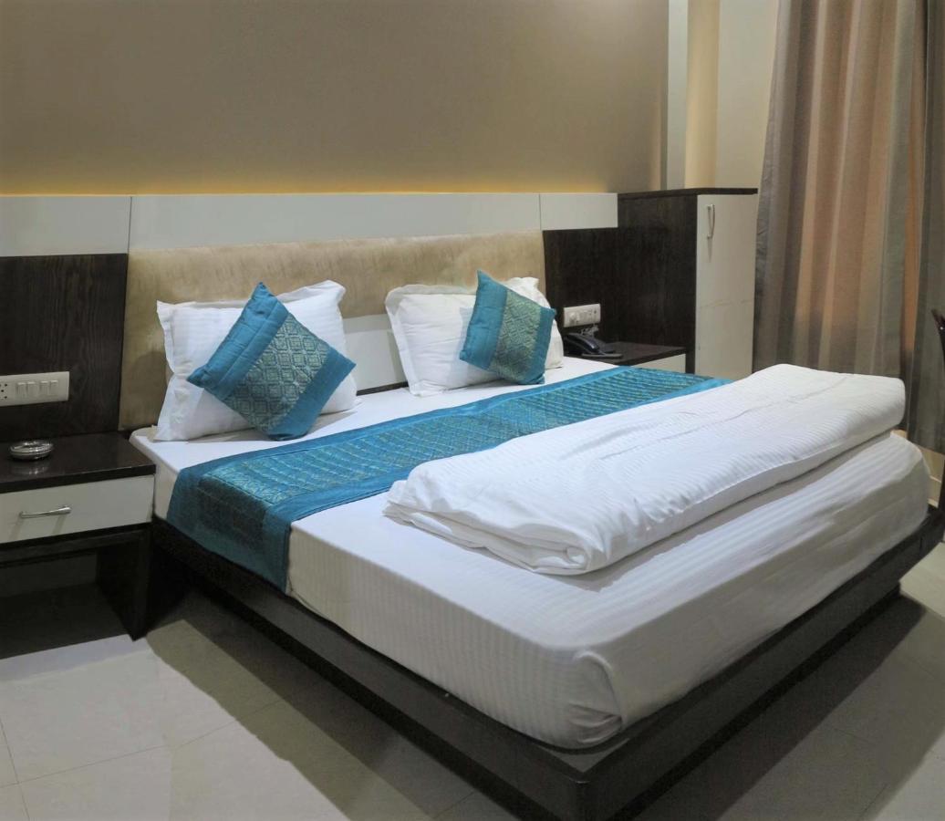 Raj Mahal Inn Nowe Delhi Zewnętrze zdjęcie